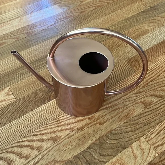 NWT Urban Outfitters Copper/Brass Watering Can - Picture 3 of 11